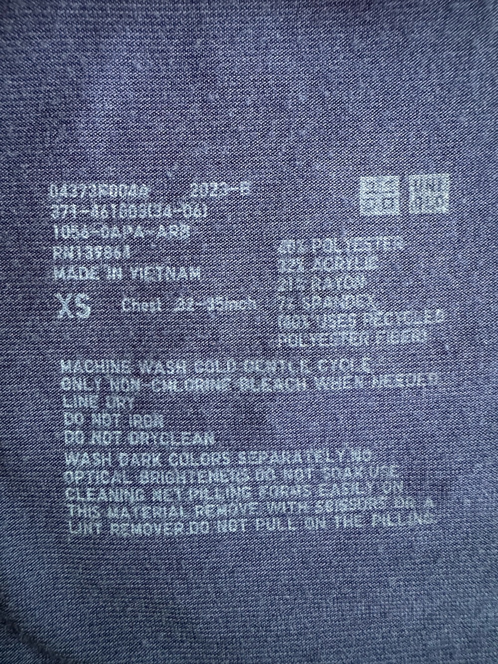 Uniqlo Two Long-Sleeve Heattech Crewneck Shirts - Rust Orange & Slate Blue XS - Picture 4 of 5